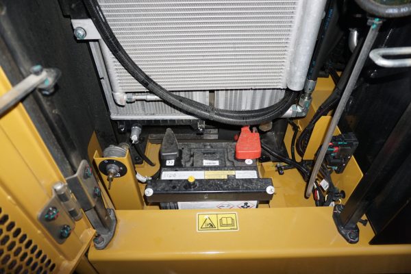 2025 Caterpillar 305.5E — 2025 CAT 305.5E Mini Excavator — photo 9